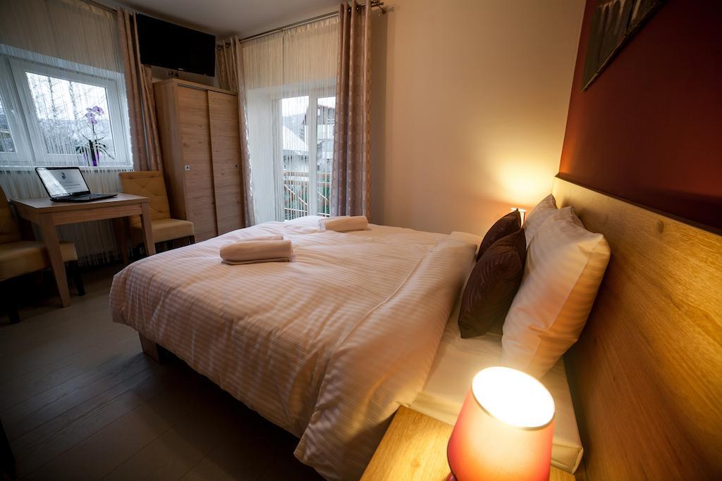 Rezydencja Pod Ochorowiczowka B&B Висла Номер фото